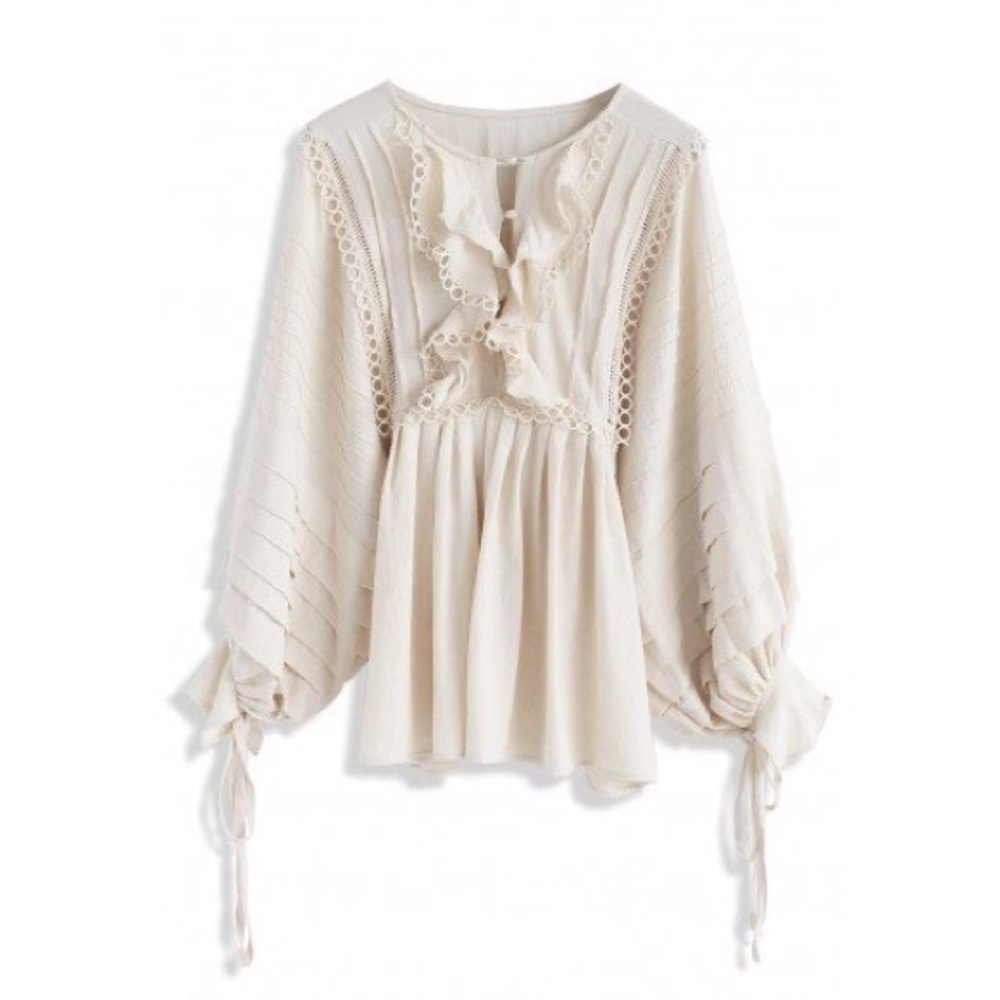 Puff-Sleeved Romantic Flowy Blouse